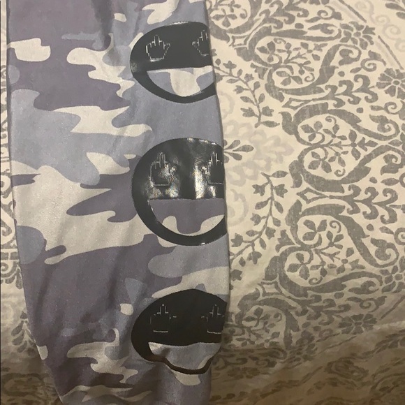 LIMITED EDITION our thing CS camo leggings - Picture 2 of 3